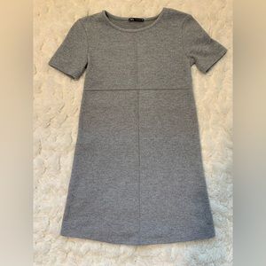 Zara Short Sleeved Pullover Knit Dress • Gray • Size Small